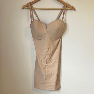 Miracle suit TC FIRM CONTROL STRAPLESS BRA SLIP 36C